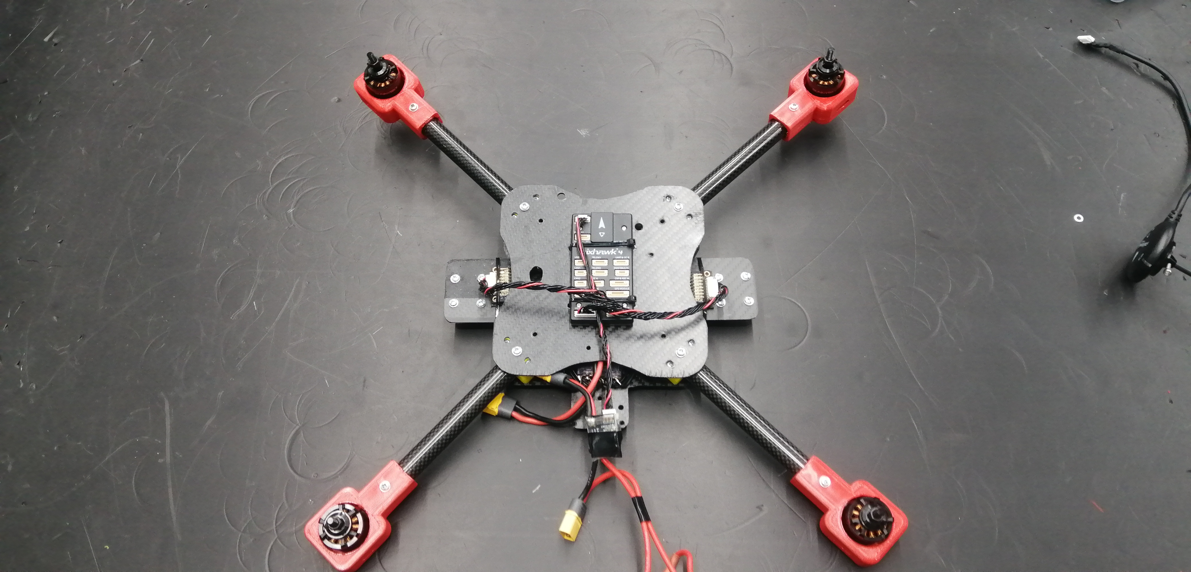 Teknofest serbest kategori iha kategorisinde başvuru yaptığımız tuzlama dronu kabul almadı. Yine de bu projede de bildiklerimi uygulayabilme , daha pratik hale getirme fırsatı buldum. Ekibimdeki arkadaşlara teşekkür ediyorum.
